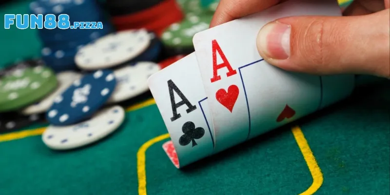 Poker Fun88 — Texas Hold'em 4 Vòng Cược, Thứ Hạng Bài & Vị Trí 3 Hướng dẫn cách chơi bài Poker trực tuyến tại Fun88